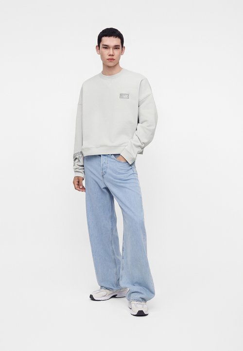 New Balance Sweatshirt — photo 2