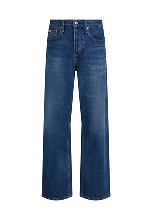 Jeans a gamba larga realizzati in denim blu scuro. Presentano uno stile classico a cinque tasche, chiusura con bottone e cuciture visibili lungo le cuciture.