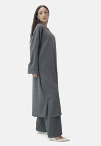 Elara SET - Strickkleid - dunkelgrau