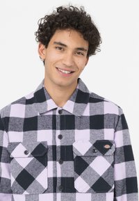 Dickies SACRAMENTO - Camisa - purple rose