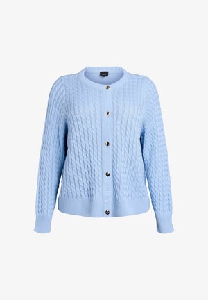 Gaiši zils kabelveida adījuma kardigans ar apaļu kakla izgriezumu, priekšpusē ar pogu aizdari un ribotām aprocēm un apakšu. Aprīkots ar spožām zelta krāsas pogām.