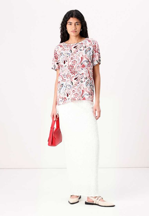 JDYBREEZE - Print T-shirt - sandshell4