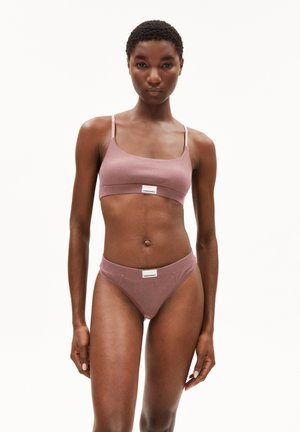 Two-piece lingerie set in a muted mauve color. Ribbed texture, adjustable straps on the bralette and elastic waistband on the thong.