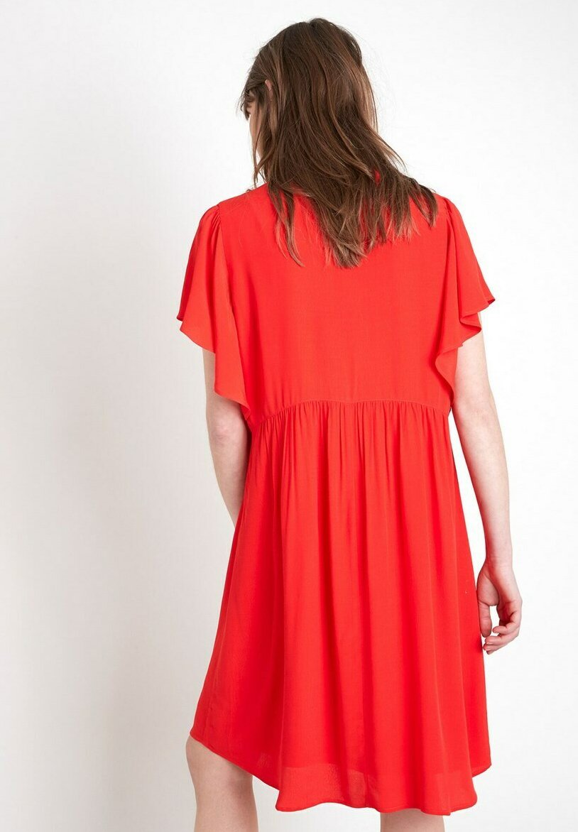 robe rouge 123
