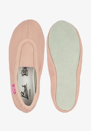 Helle rosa Ballettschuhe aus weichem Leder mit einem Slip-On-Design, elastischem Einstieg und einem samtartigen Innensohle.