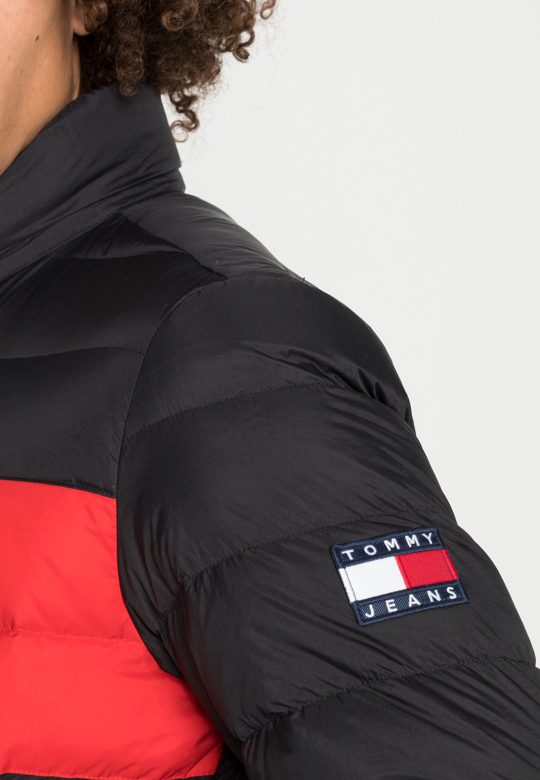Tommy Jeans ESSENTIAL FLAG DOWN JACKET 