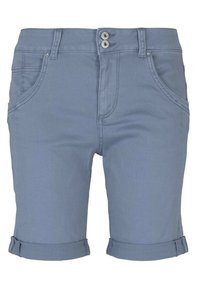 Shorts in denim blu con orlo arrotolato, dotati di due bottoni, tasche frontali e cuciture per una maggiore struttura. Tessuto liscio e vestibilità sartoriale.