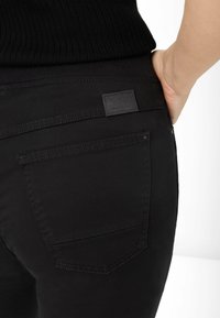 BRAX STYLE PAMINA FUN - Bukser - black