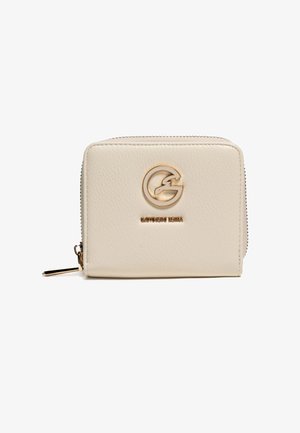 Piccolo portafoglio in pelle beige con cerniera dorata e logo circolare dorato con la lettera "G" stilizzata e la scritta "Gattinoni Roma" sotto.