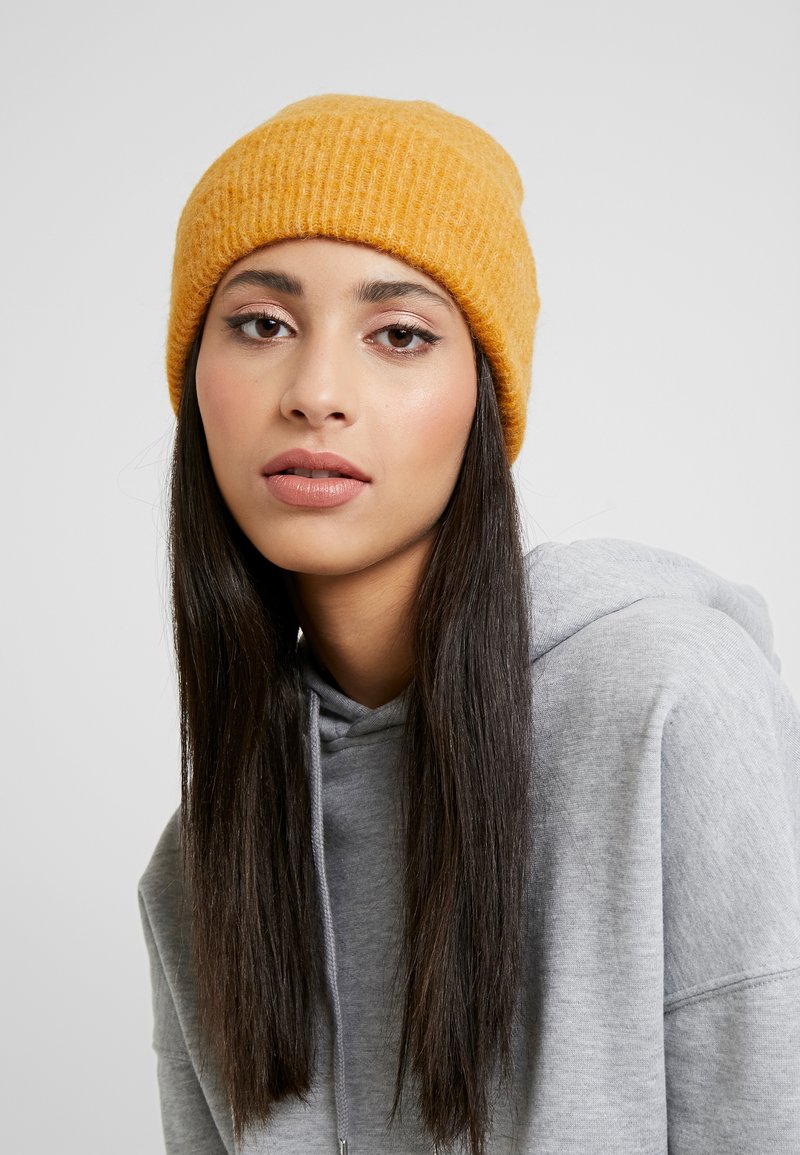 beanie samsoe