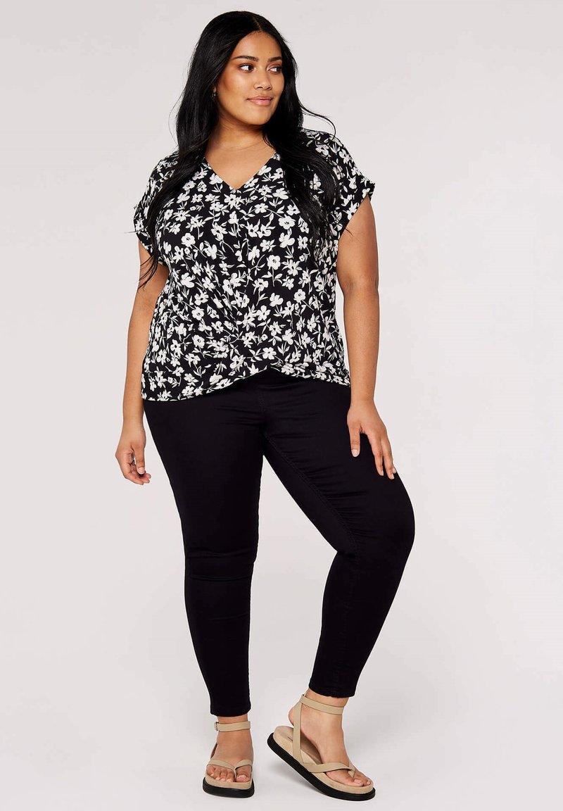 Apricot T-shirt print zwart Apricot T-shirt print zwart