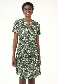 Cream FERINA ZALLY FIT - Dnevna haljina - winter green daisy flower