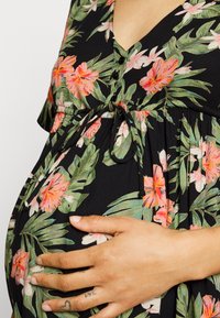 Pieces Maternity PMNYA DRESS - Vestido camiseiro - black