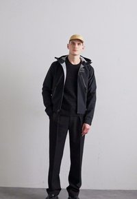 MM6 Maison Margiela SALOMON GORE TEX SPORTSJACKET - Veste imperméable - deep black