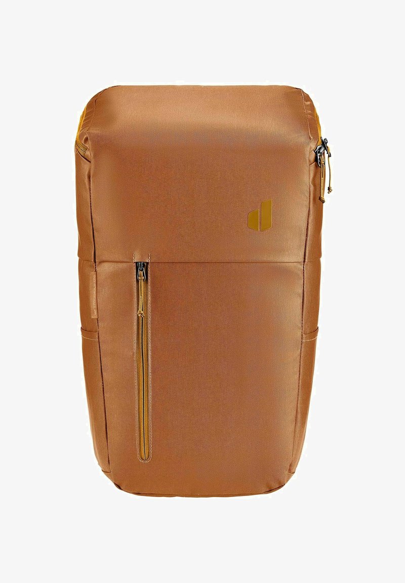 Rechteckiger brauner Rucksack mit senkrechtem Reißverschlussfach an der Vorderseite, Seitentaschen, Reißverschluss oben und kleinem Logo auf dem oberen rechten Vorderpanel.