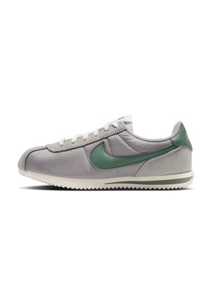 CORTEZ UNISEX - Zapatillas - college grey/clay green-sail