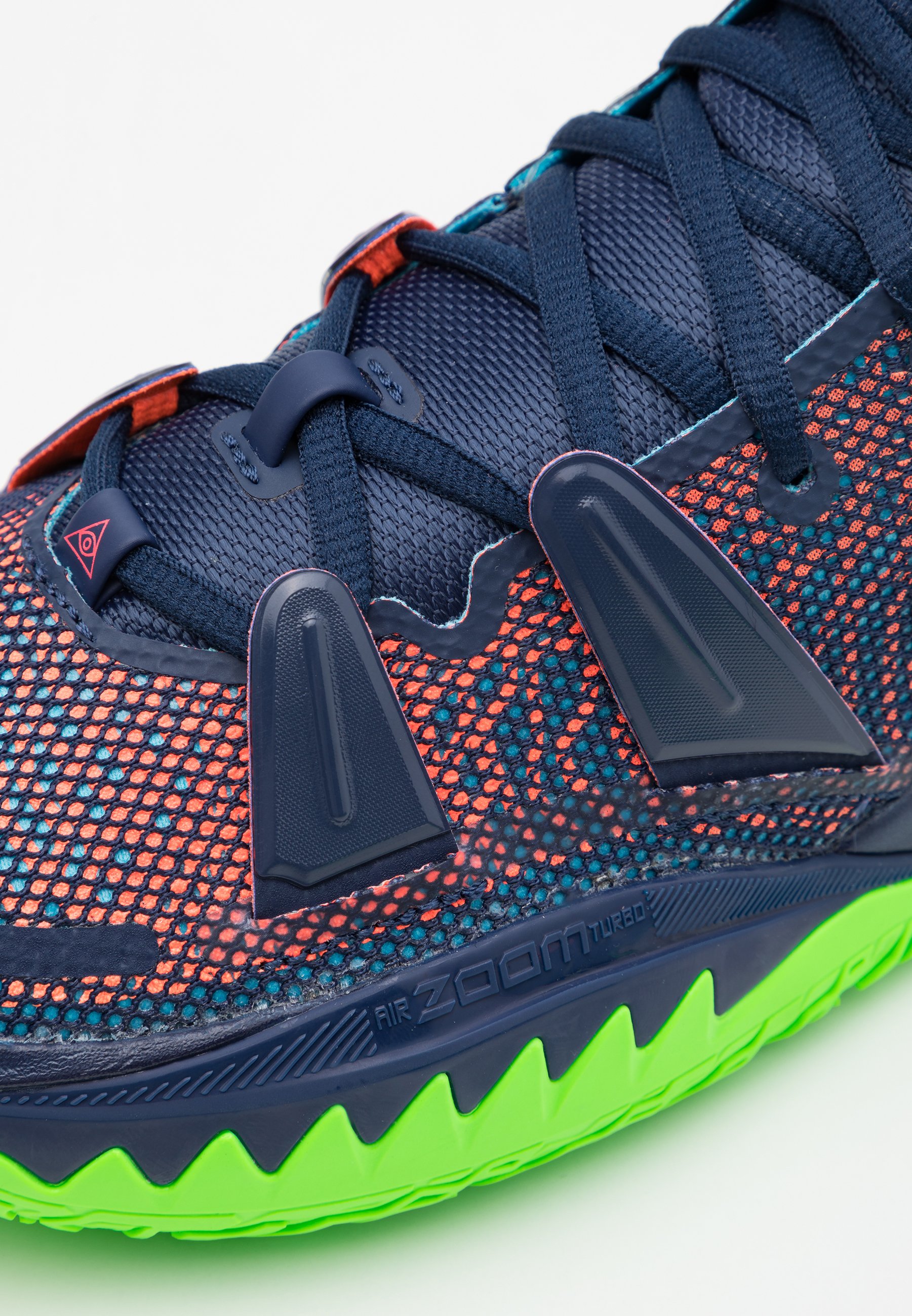 dark blue nike basketball shoes