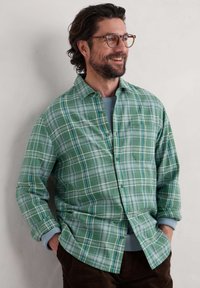 Seasalt Cornwall Camisa - green moss headland