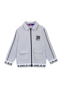 Giacca zip grigia con colletto, due tasche frontali e dettagli neri. Presenta il logo "BUGATTI" sul petto e sull'orlo inferiore. Materiale morbido.