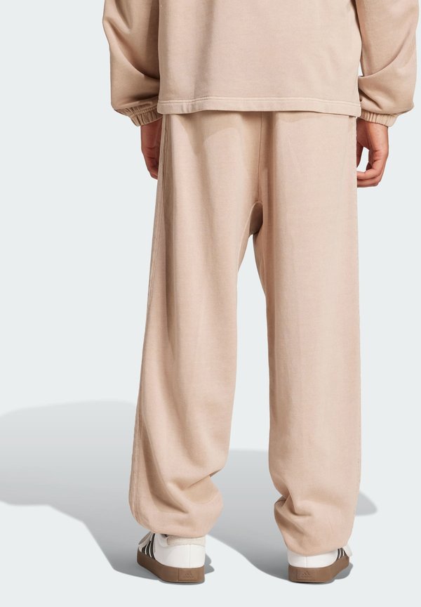 ALL FRENCH WASHED LOOSE - Tracksuit bottoms - warm sandstone3