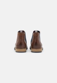 Lloyd Stivaletti - cognac