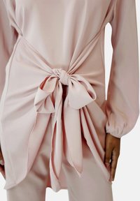 Elara SET - Bluse - rosa