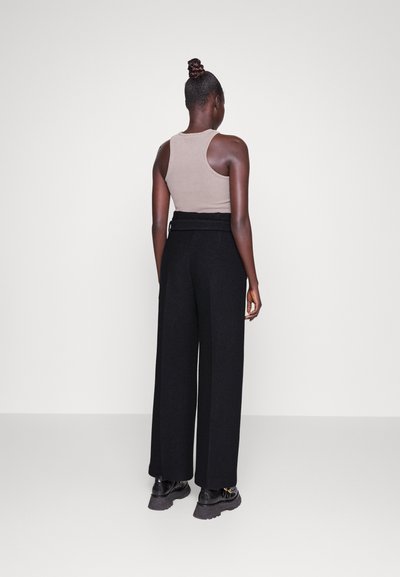 Lovechild KAISA PANTS - Hlače - black