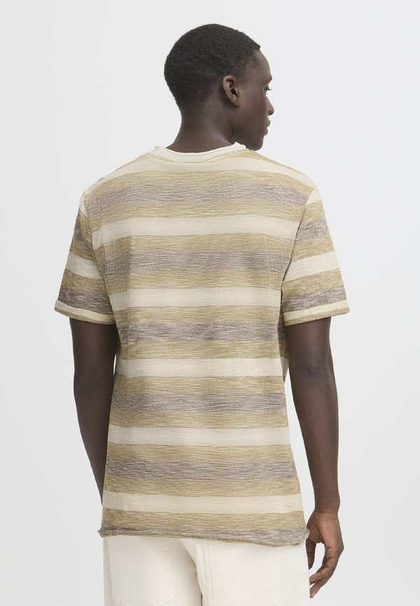 BHJELANI - Basic T-shirt - bleached sand3