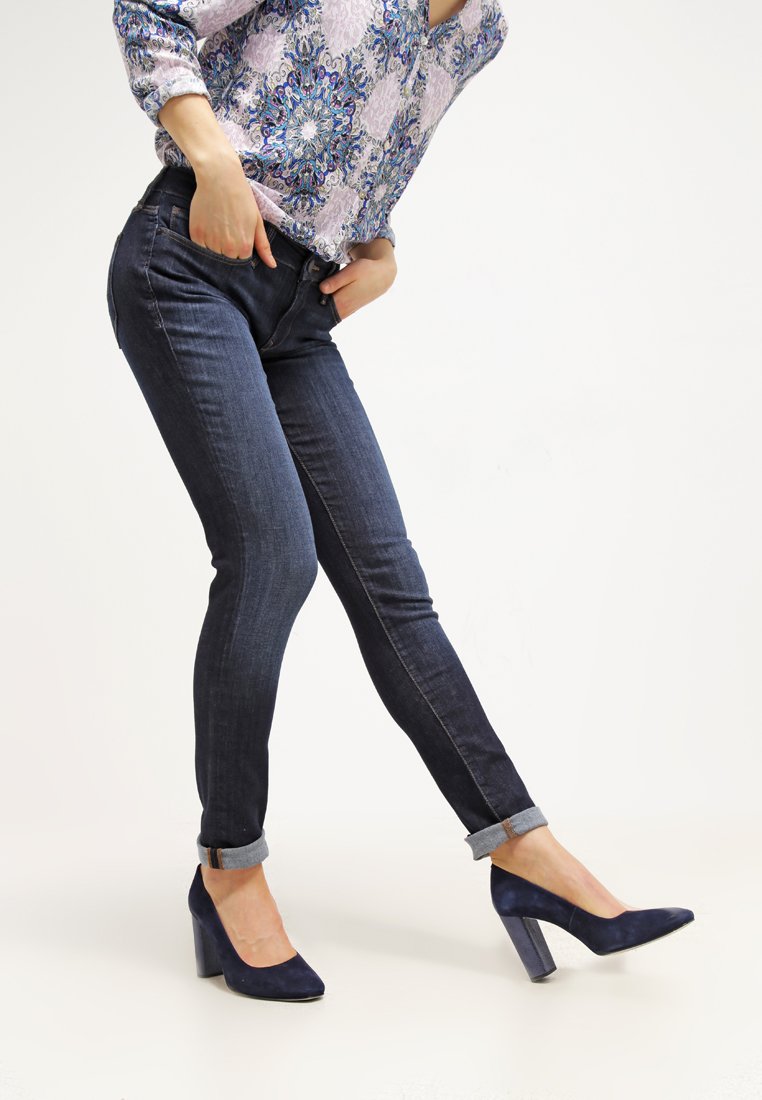 Mavi UPTOWN NICOLE - Jeans Skinny Fit - rinse brush dream comfort/dark-blue  denim - Zalando.ie