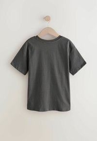 Next REGULAR FIT - HORSES OVERSIZED GRAPHIC  - Trükipildiga T-särk - charcoal grey