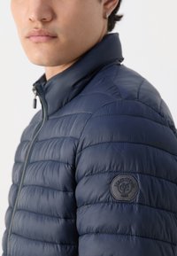 Total Eclipse Marco Polo Weste Blau Damen Leichte Daunenjacke Mit