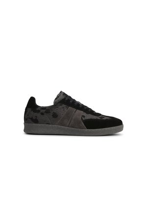 Les Deux, PONY HAIR SNEAKER - Baskets basses - raven grey