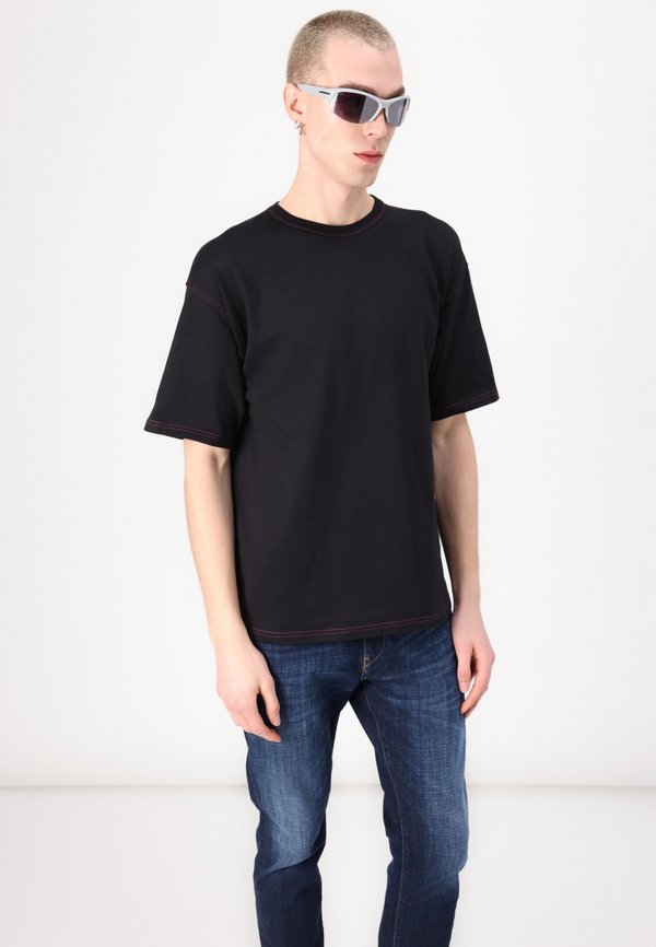 BOXT - Print T-shirt2