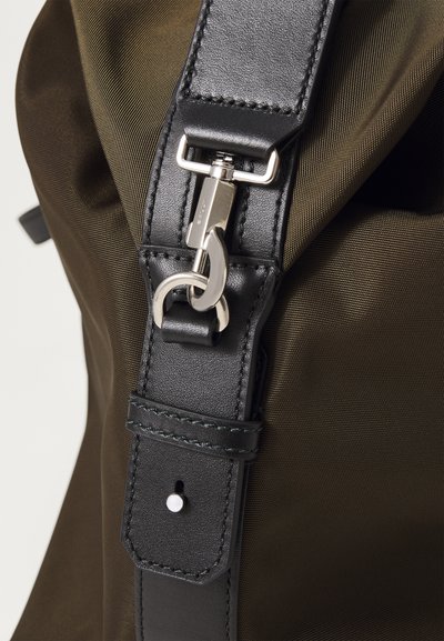 Bally CODE DUFFLE - Sac week-end - fango/black