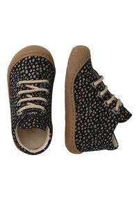 Sneaker in tessuto nero con pois dorati, punta rotonda, suola in gomma beige e lacci metallici. Presenta un morbido rivestimento interno per il comfort.