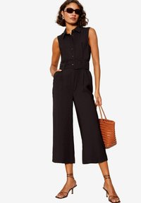 Friends Like These SLEEVELESS UTILITY BUTTON FRONT TIE WAIST - Salopetă - black