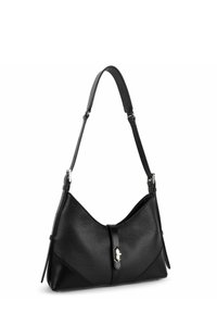 Borsa a spalla in pelle nera con forma curva, finitura testurizzata, dettaglio con chiusura centrale e tracolla regolabile per versatilità.