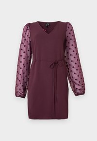 VMALVA DETAIL V NECK SHORT DRESS - Denní šaty - winetasting