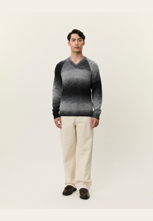 GRADIENT V-NECK - Pulóver - dark grey melange