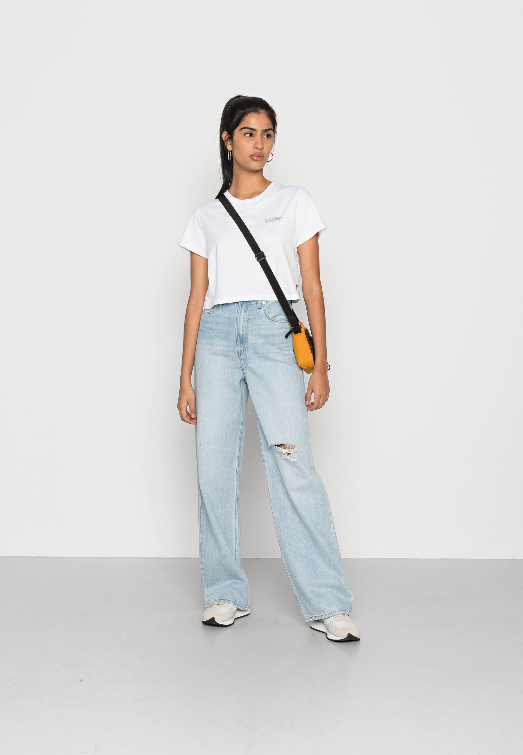 Levi's® HIGH LOOSE - Flared Jeans 