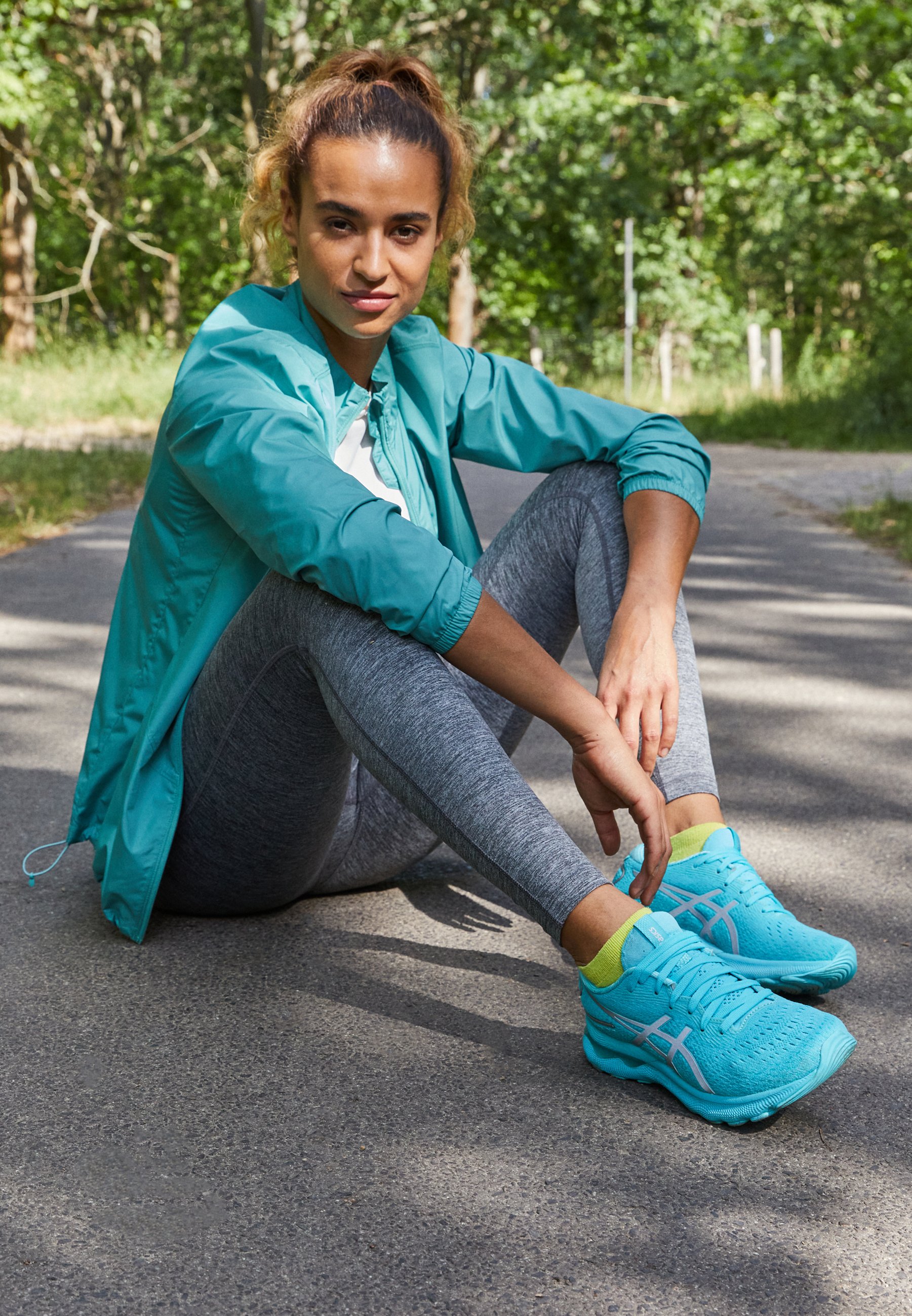 ASICS GEL NIMBUS 24 LITE SHOW - Hardloopschoenen neutraal - ice mint/sea  glass/mintgroen - Zalando.nl