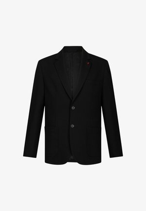 Blazer nero monopetto con rever a pistagna, due bottoni, due tasche anteriori a toppa e una tasca sul petto a filetto su sfondo bianco.