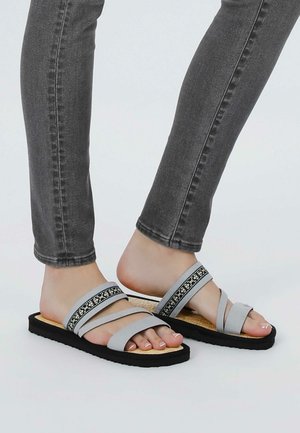 Mules - pastellblau