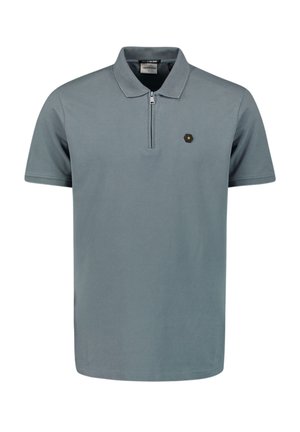 Korte mouw polo shirt van lichtgrijs stof, met een kwart rits en een hexagonaal embleem in zwart en geel op de linker borst.