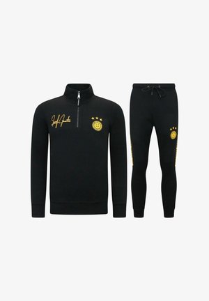 Zwarte zip-up sweatshirt en bijpassende joggers gemaakt van zachte stof, met gele geborduurde logo en details, met een getailleerd ontwerp en elastische manchetten.