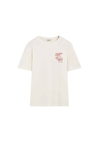 Camiseta de algodón color crema con un corte holgado, que presenta un texto gráfico rojo "SCALPERS GAME" y un estampado de dados en el área del pecho izquierdo.
