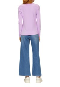 s.Oliver Langarmshirt - lavendel