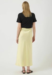 YAS YASPELLA SKIRT - Maxiskjørt - french vanilla