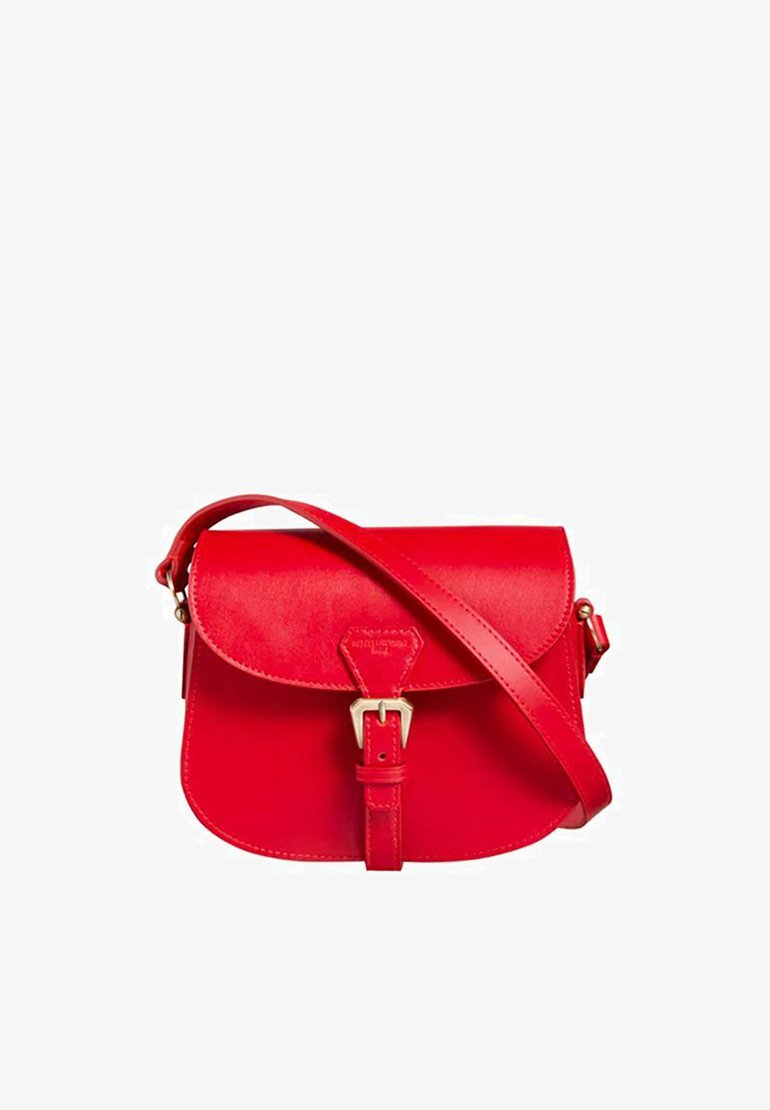 Leather Goods Sac Ines De La Fressange Rouge Sac Le Tanneur Ines