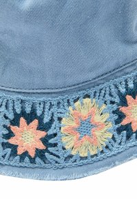 Next REGULAR FIT - Klobúk - denim crochet trim